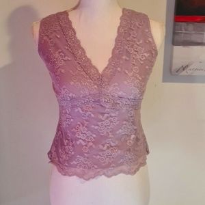 Worthington Floral Laced Sleeveless Top. Size Petite M